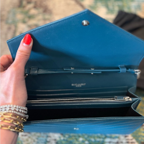 Saint Laurent YSL Large Wallet on a Chain - Picture 9 of 15